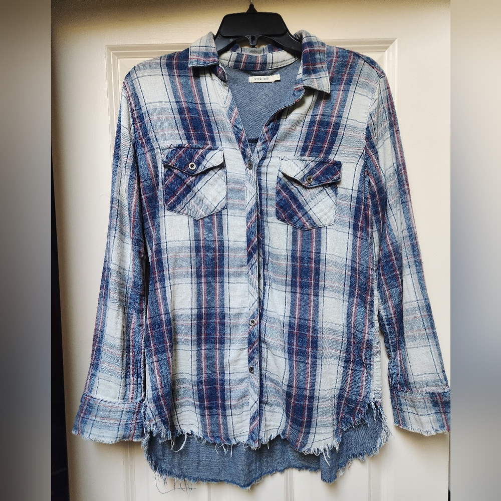 Sneek Peek Light Blue Plaid Button-Up Shirt
